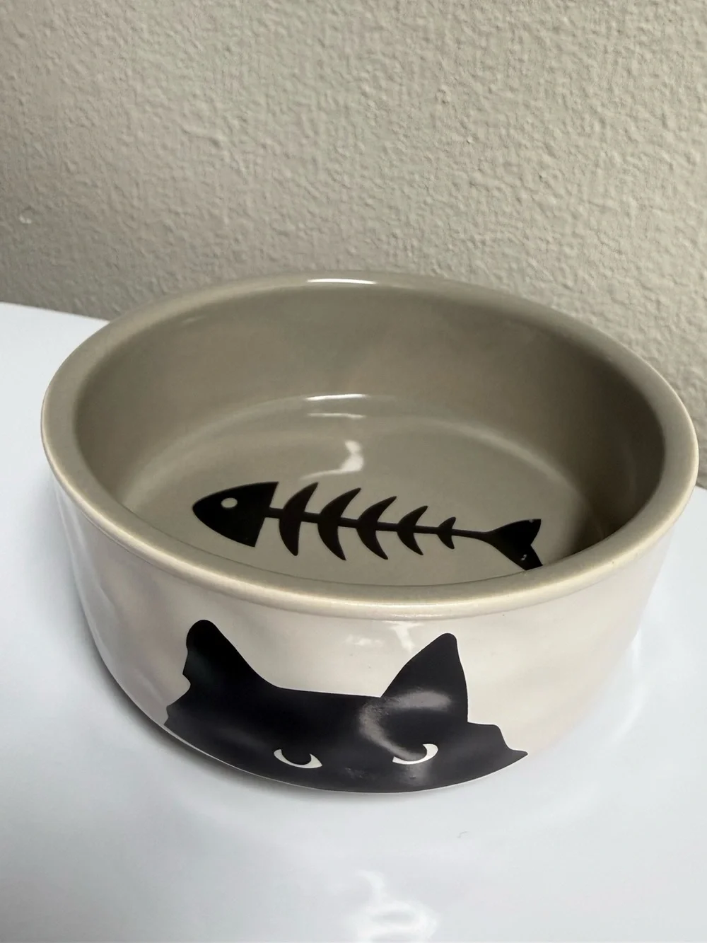 Cute Ceramic Cat Food / Water Bowl – Black Cat & Fishbone Print